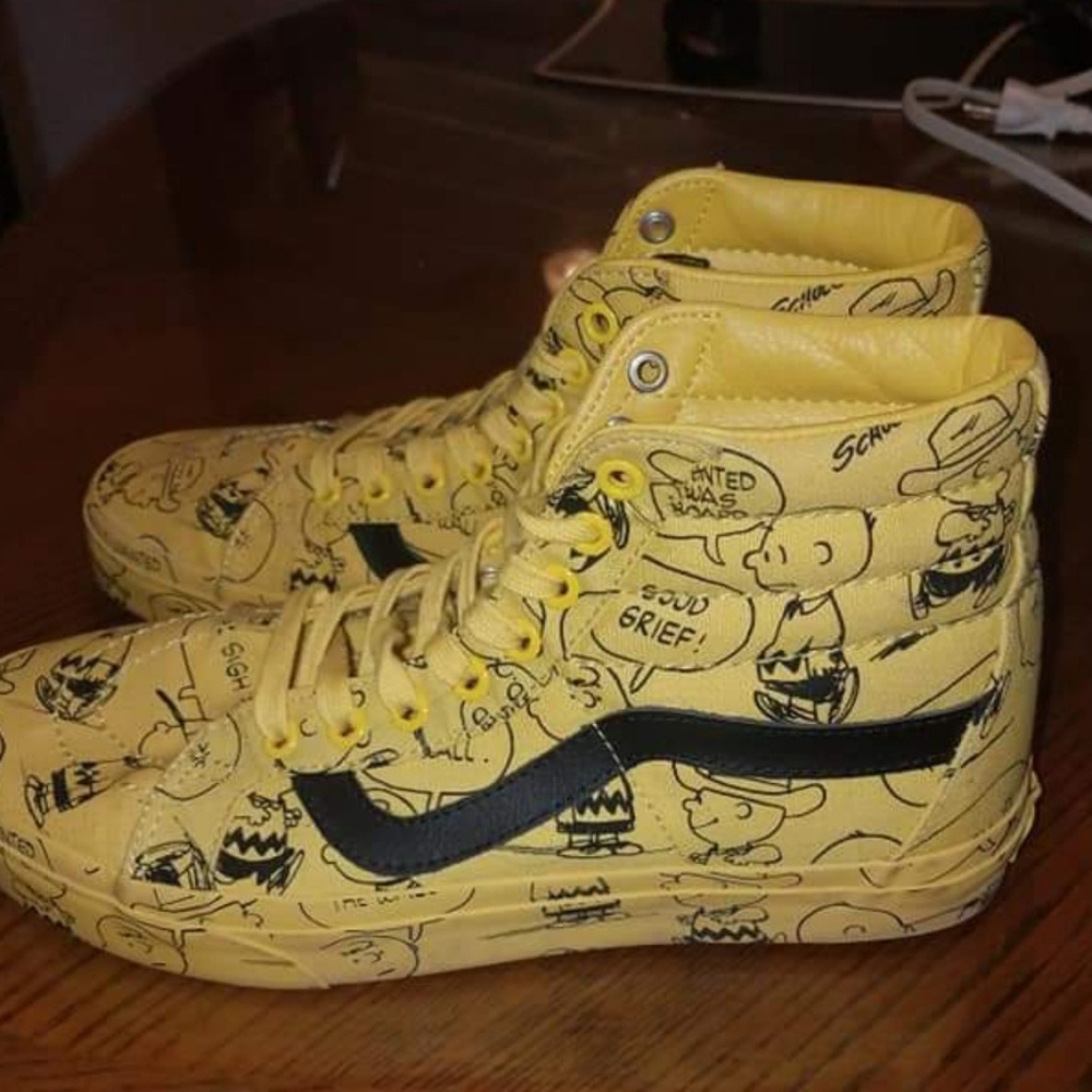 VANS peanuts Charlie Brown